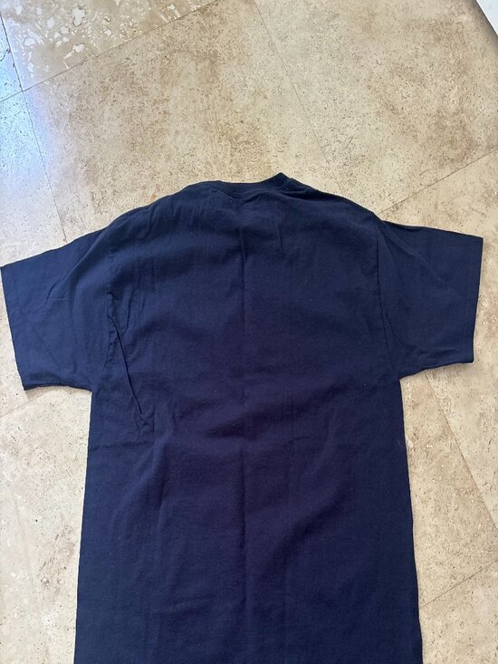 GEORGETOWN UNIVERSITY MOM TEE - Picture 2 of 3